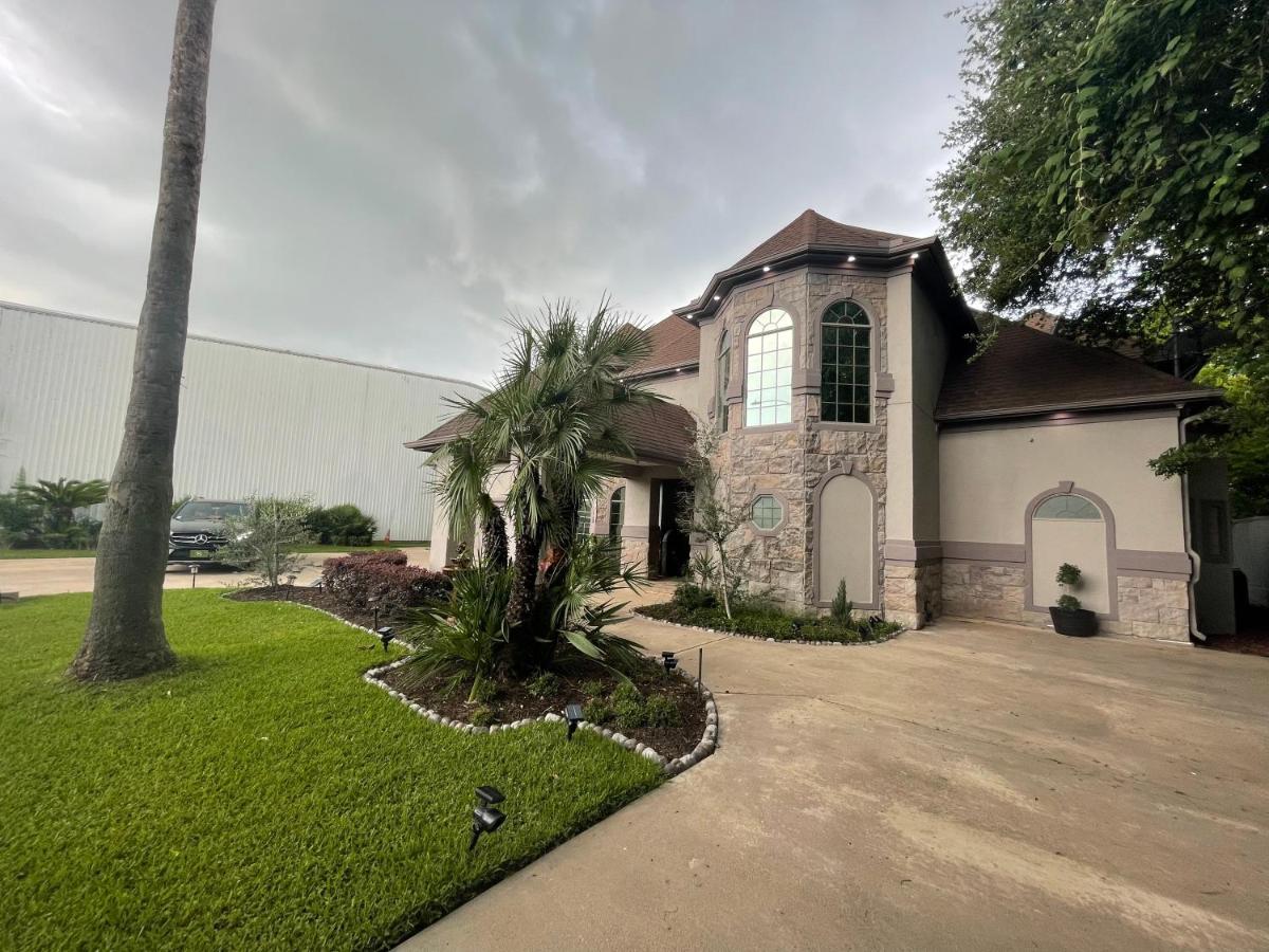 Luxuria Mini-Mansion Near Houston Downtown Villa Exterior photo