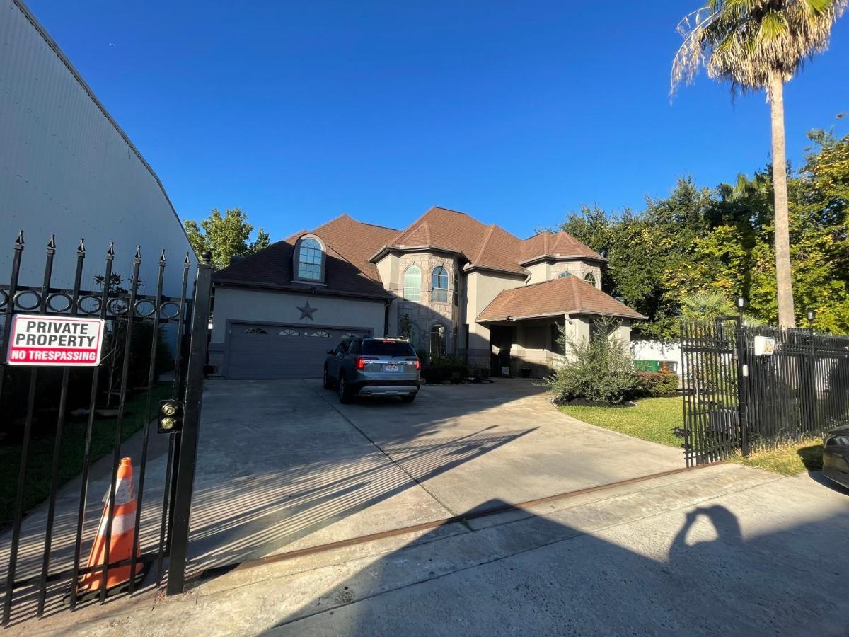 Luxuria Mini-Mansion Near Houston Downtown Villa Exterior photo